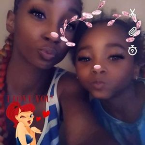 Meet your Posher, Alishia